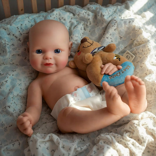 16-Inch Full Platinum Silicone Reborn Doll – Realistic Soft Silicone Baby Doll with Weighted Feel, Lifelike Newborn with Accessories for Gift & Collection